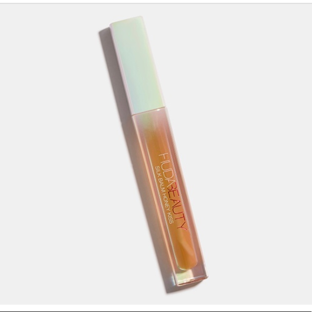 NIB Huda Beauty silk balm honey kiss in queen B